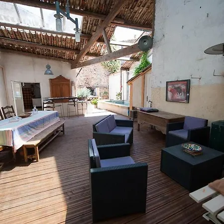 Old Wine Storehouse And Its Outbuilding * Gabian